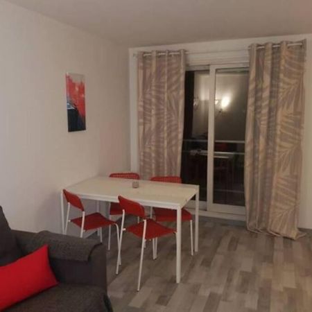 Apartmán Le Rouennais Et Son Parking Prive Exteriér fotografie